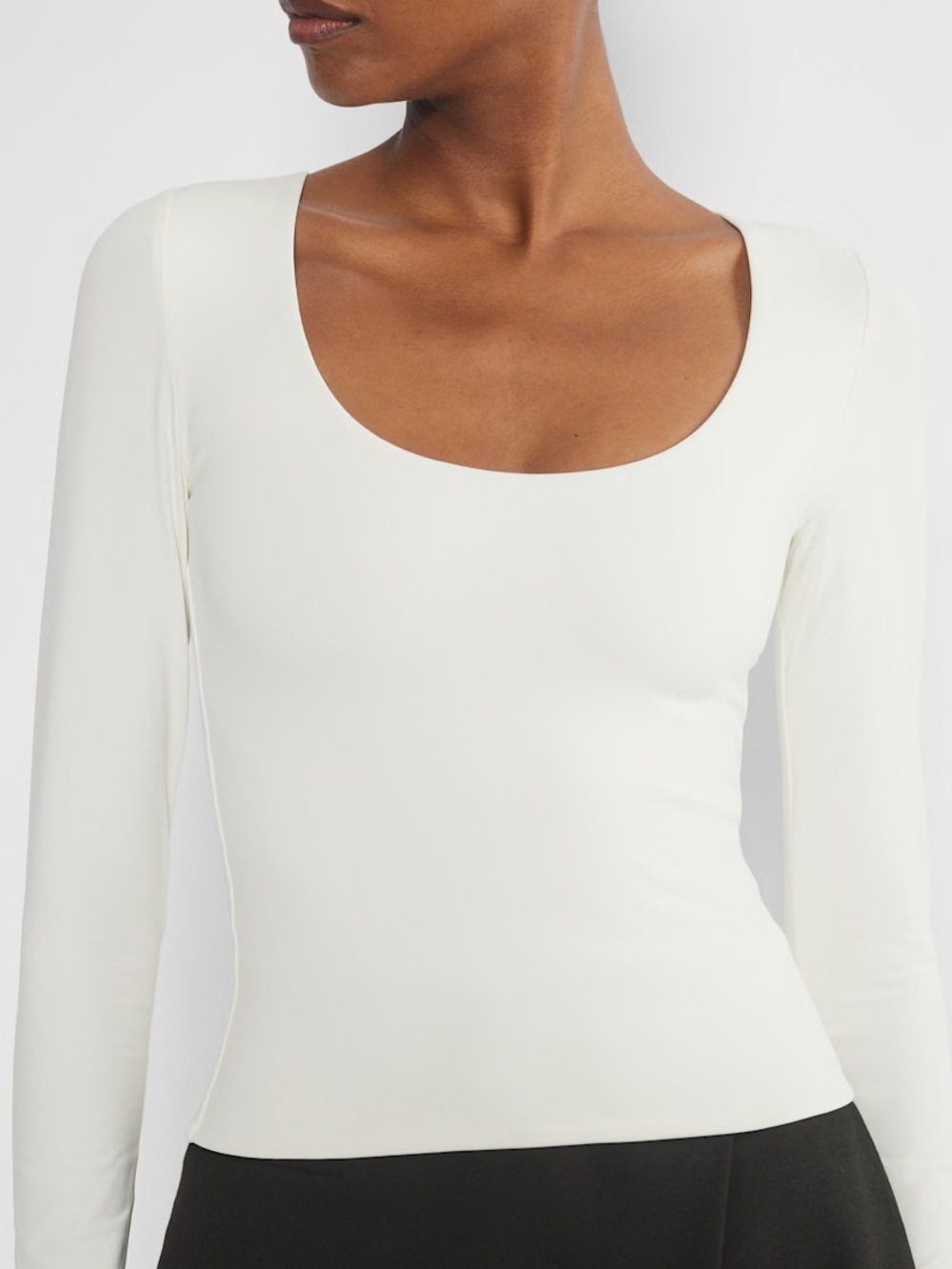 Aritzia Babaton Contour Scoop neck Longsleeve